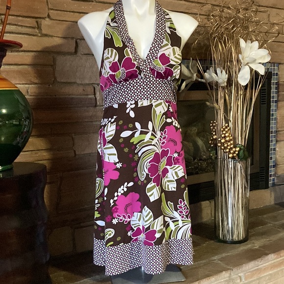 Halter dress - Picture 2 of 4